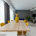 Lujan Deluxe Suites